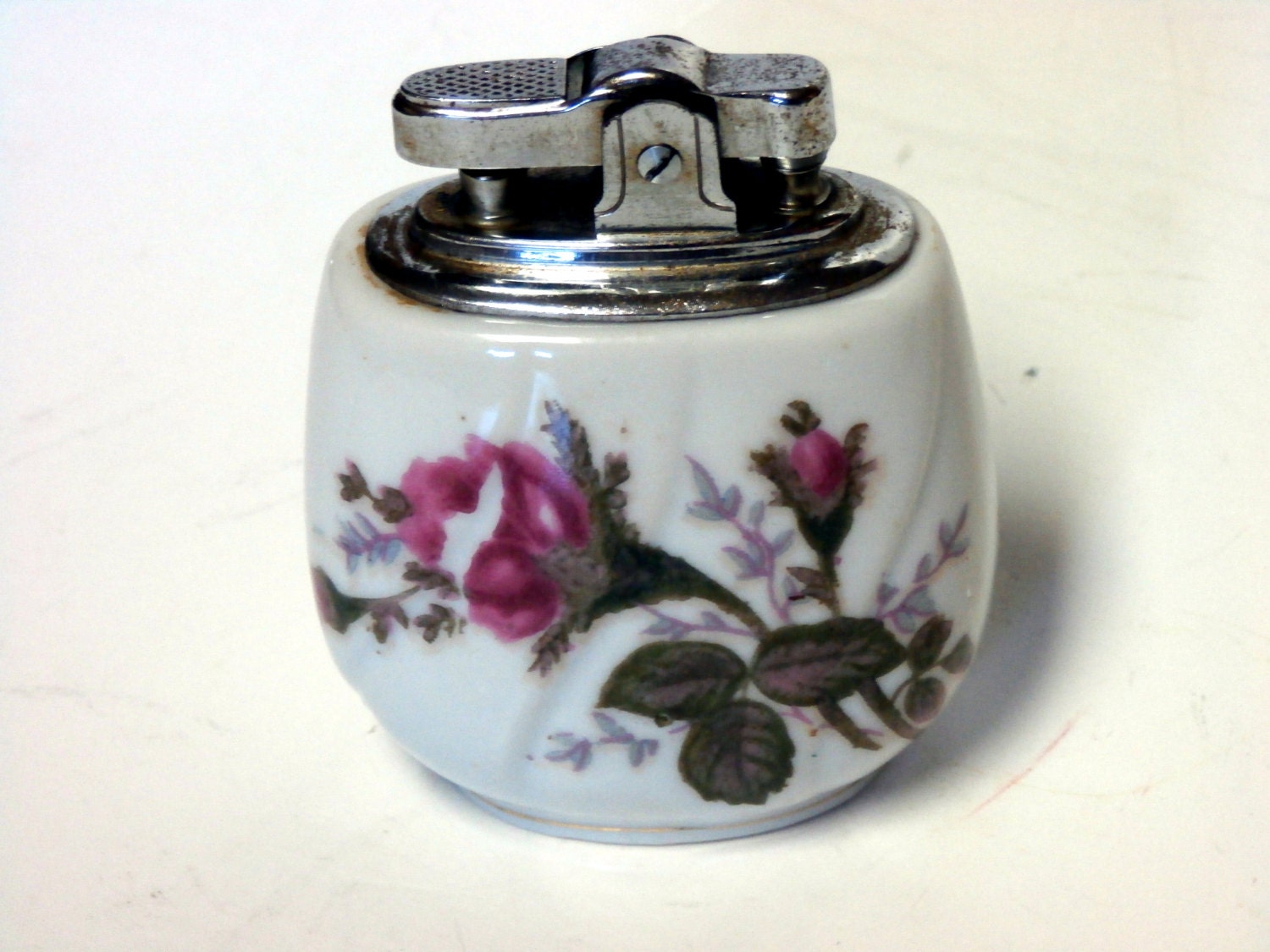 Vintage Porcelain Table Top Lighter made in Pacton Japan circa