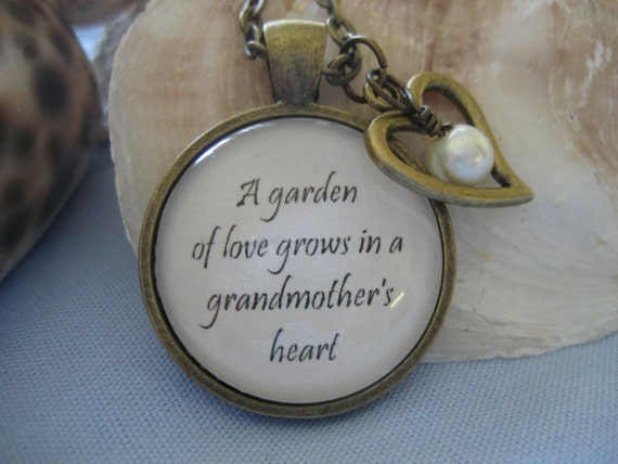 Download A Garden of Love Grows in a Grandmother's Heart