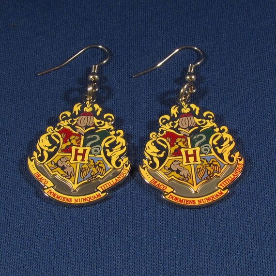 Harry Potter Hogwarts dangle earrings by CherryPitCrafts on Etsy