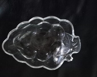 Vintage 60s Pressed glass Bowl of Grapes Candy Dish/Nut bowl