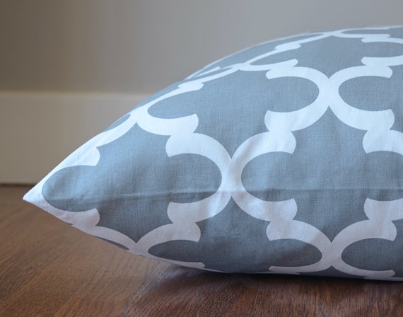 Large Dog Bed Cover, Gray and White Moroccan Quatrefoil, Large / XL ...