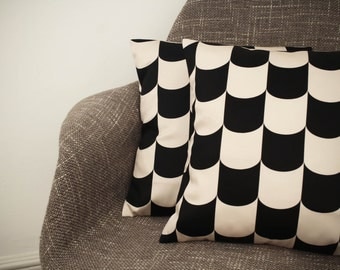 Black and Cream Scale Cushion Cover