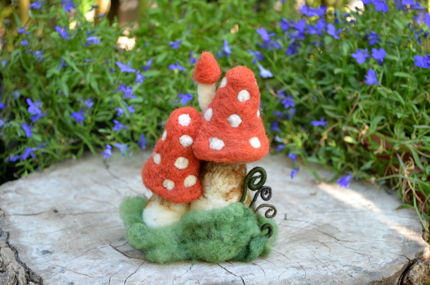 Needle felted mushroom house by Harthicune