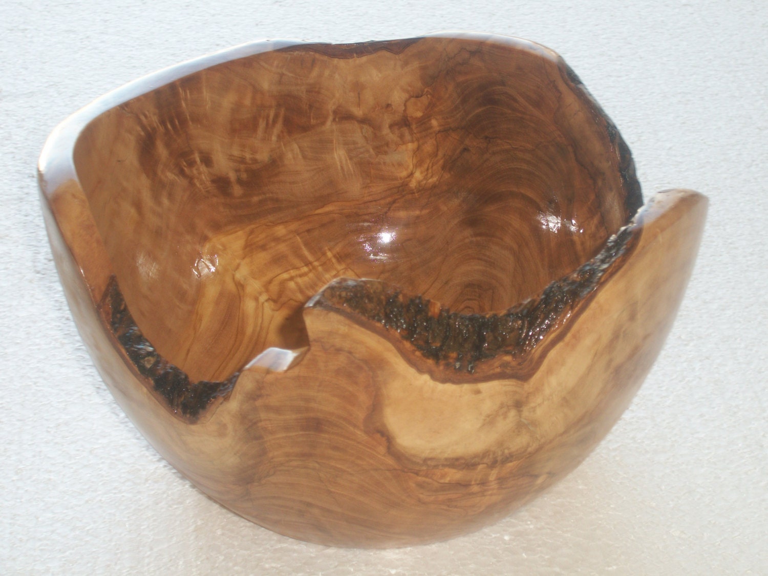 Houten fruitschaal: fruitmand / decoratieve door wodencraftgift