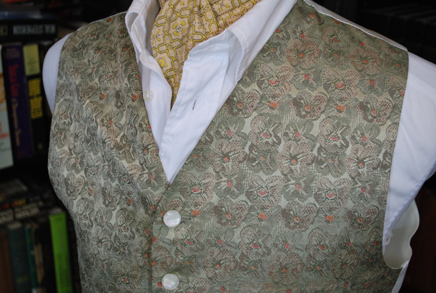 Fancy Floral Brocade Waistcoat by BWBritishVintage on Etsy