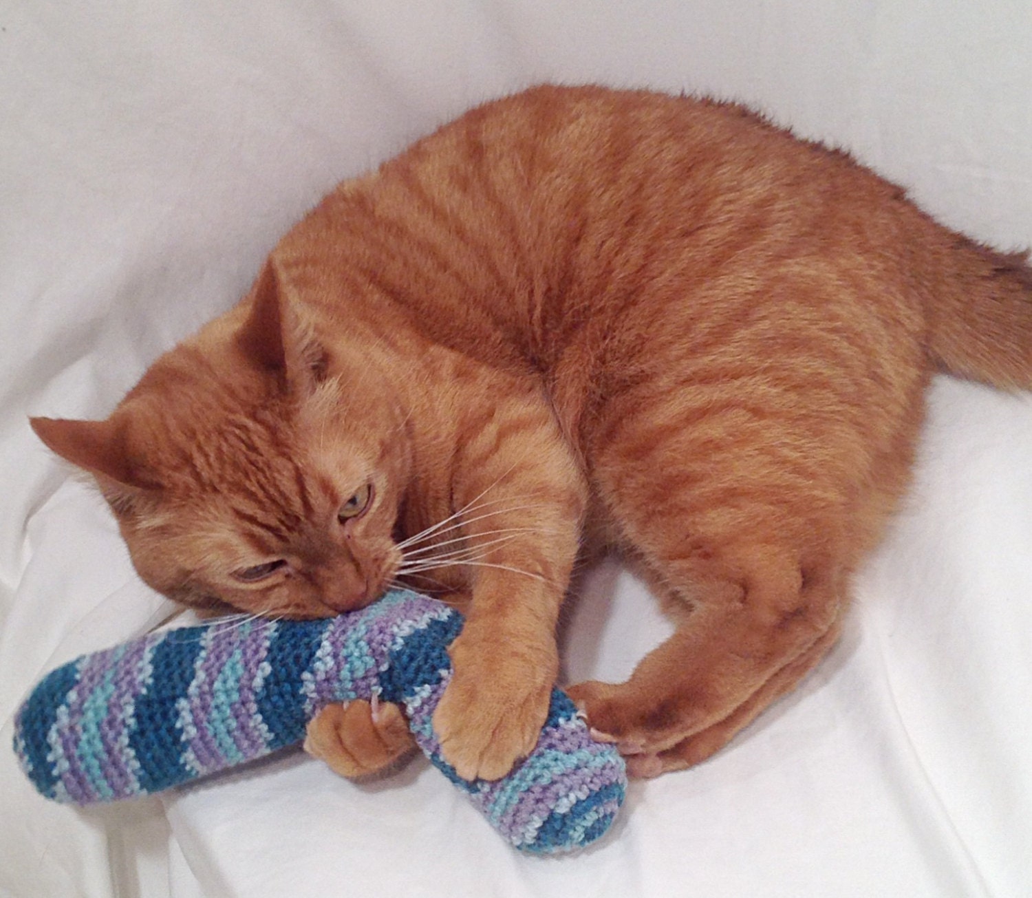 kick stick cat toy