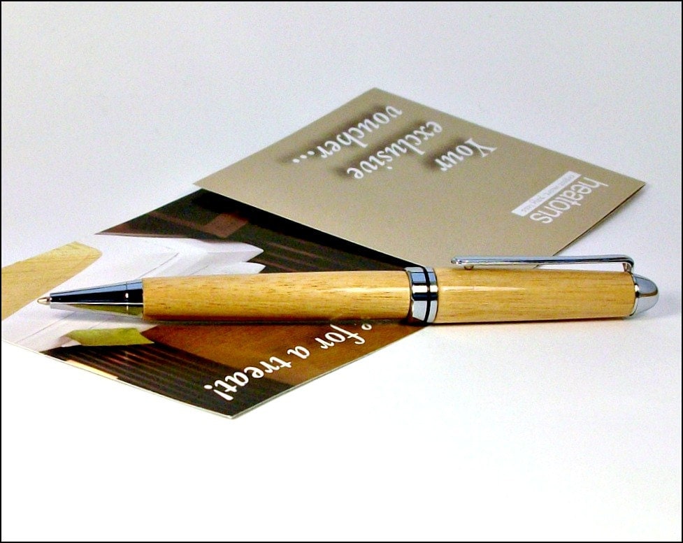 Custom writing pens
