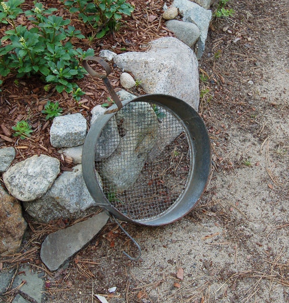 Vintage Metal Ash Sifter / Galvanized Grain Sifter / Rustic