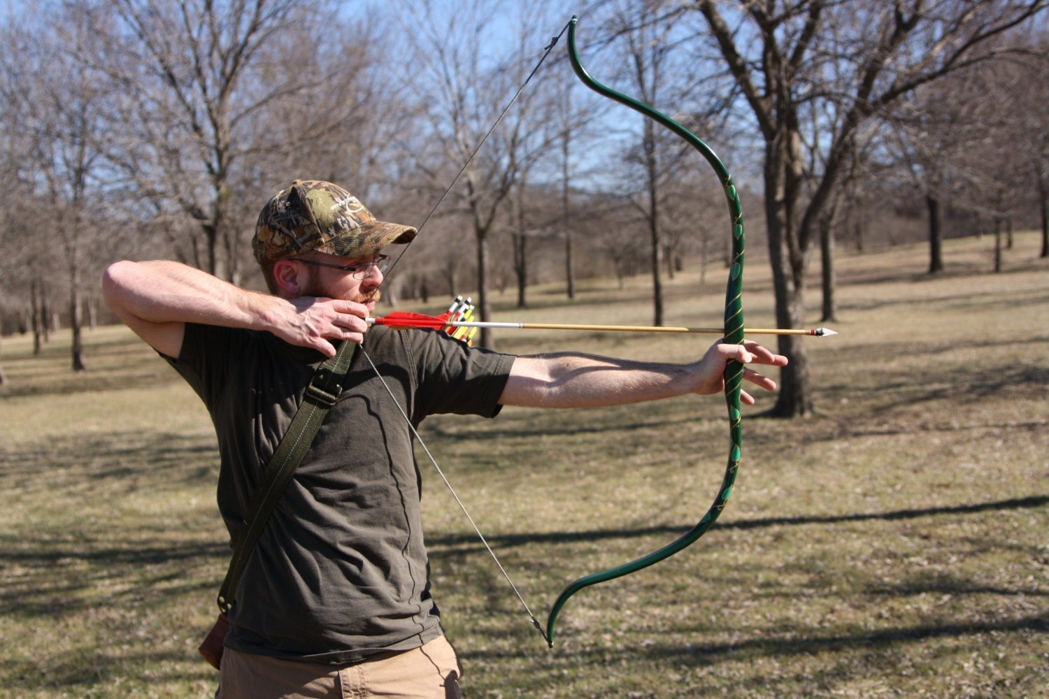 Center Shot Recurve Bow 32 lbs/14.5kg Mirkwood by UpshotArchery