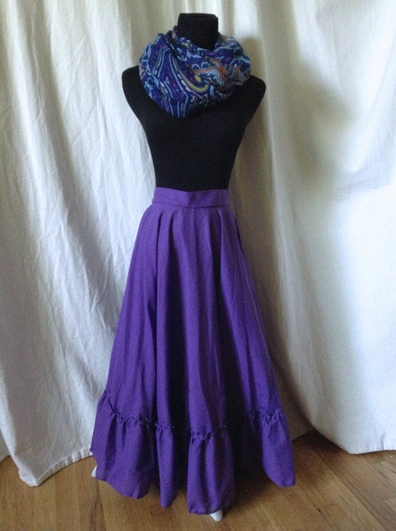 Add to Wish List May 22, · Learn How to make a summer fun reversible circle skirt for a child!. This is a really easy way to make a skirt with an elastic waistband, and you can decorate it in any number of ways.