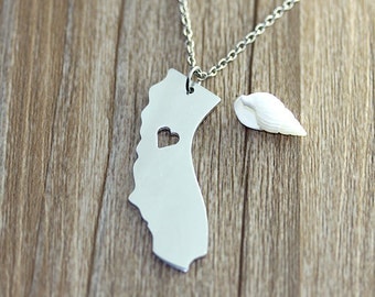 I heart California Necklace - California Pendant - State Necklace - State Charm - Map necklace - Map Jewelry