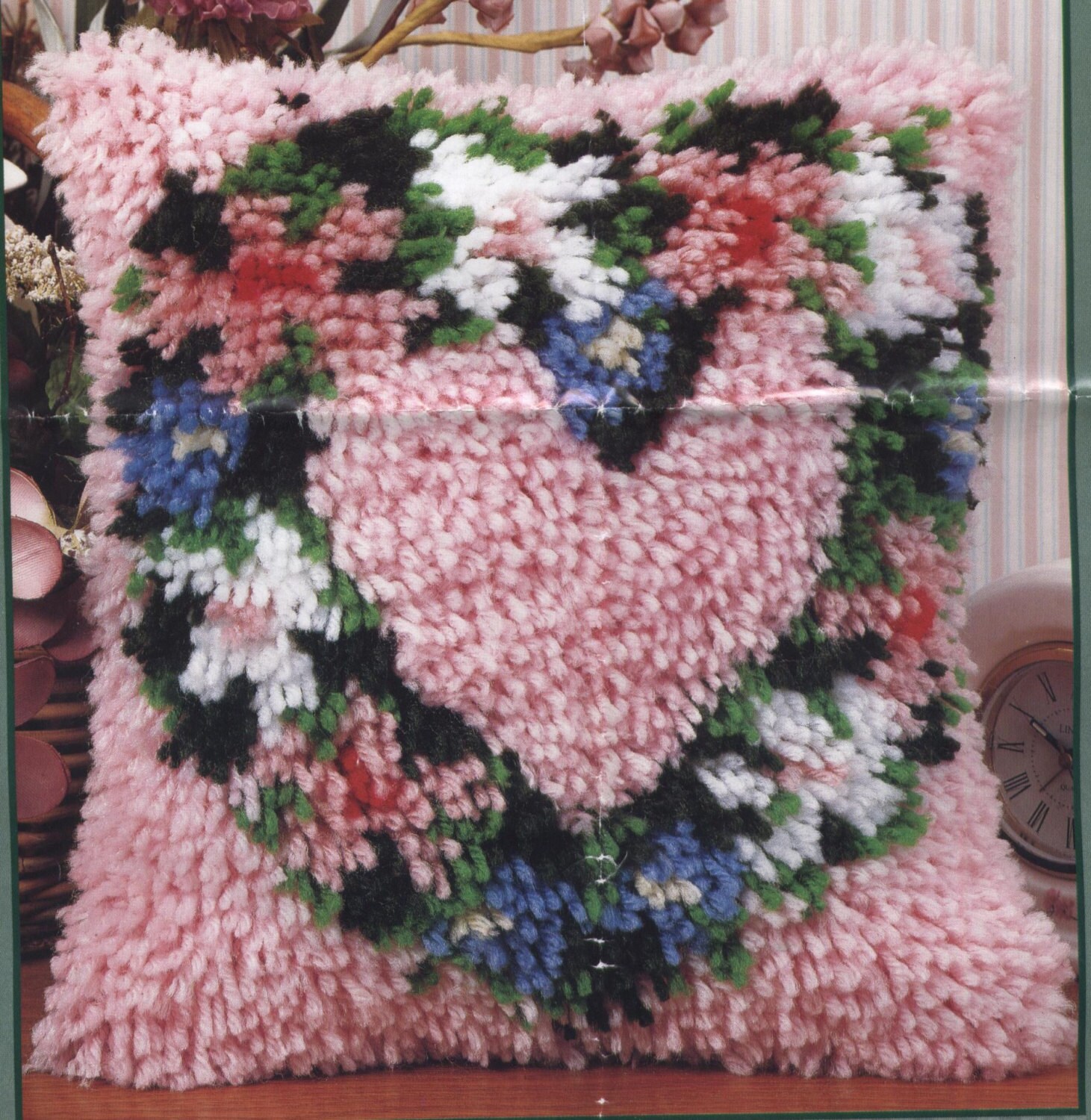 Heart Wreath LatchHook Pillow PATTERN ONLY