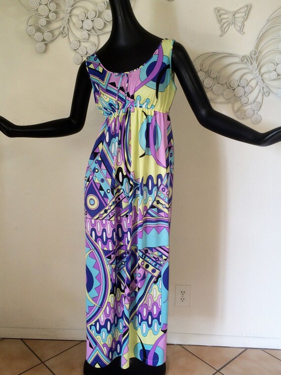 Vintage Pucci Style Nightgown 1960s 60s Mad Men Lingerie Mod