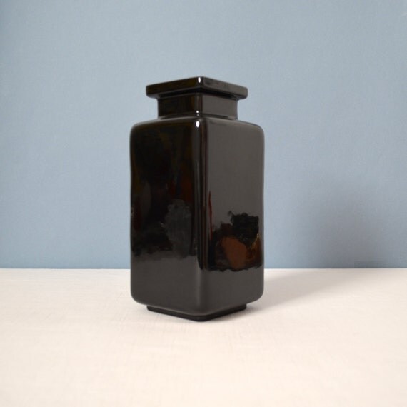 Vintage Black Square Haeger Vase 4092 by MidModMomStore on Etsy