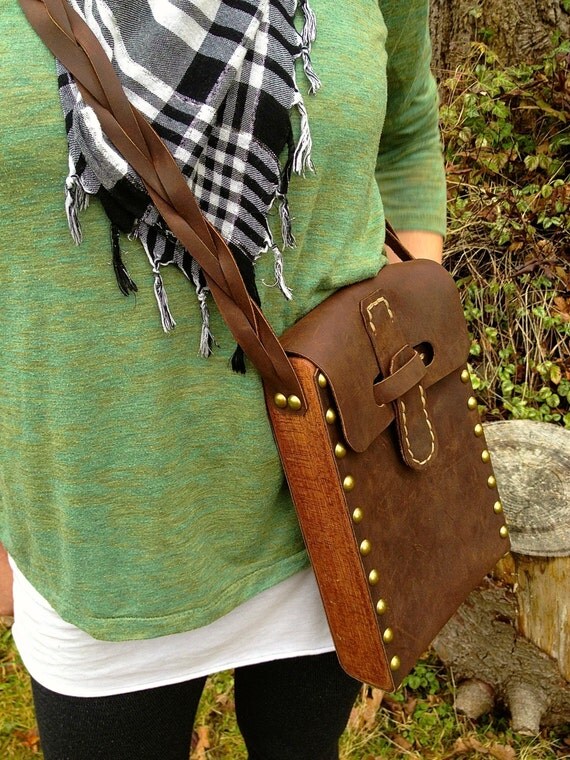 purse with braided strap