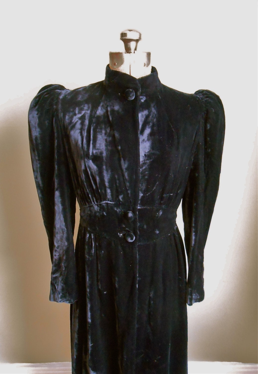 Edwardian Velvet Full Length Opera Coat in Black with Ivory