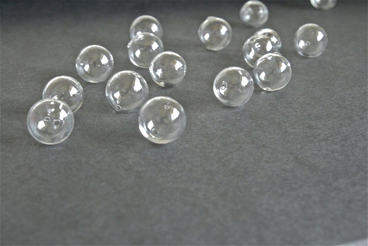 SALE 10 pcs Handblown Hollow Glass Beads // Clear Glass Beads
