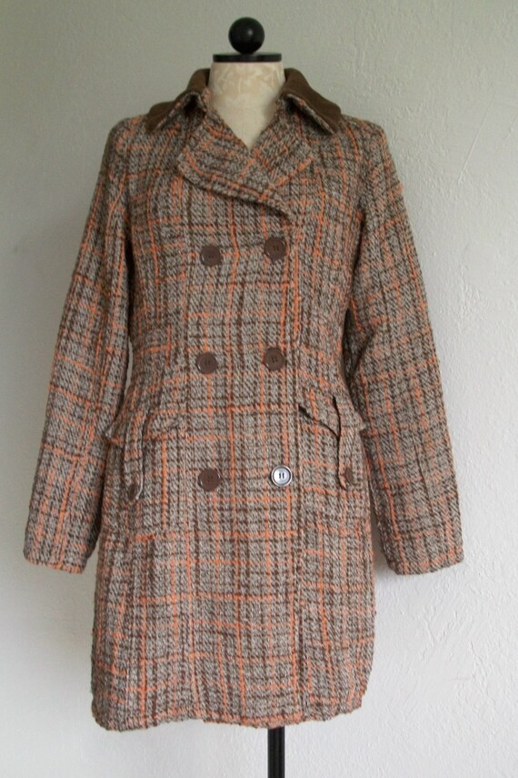 Items similar to Rouge 1960's Style Textured Double Breasted Lined Coat