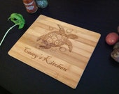 Beautiful Sea Turtle engraved on Bamboo Cutting Board