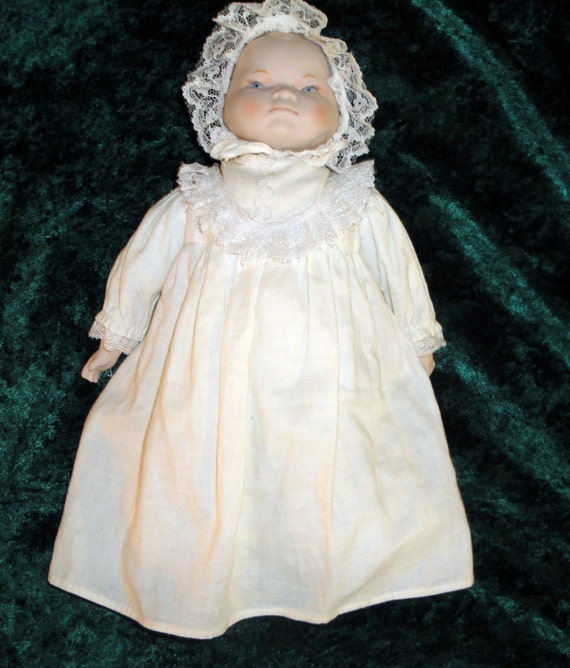 Beautiful Antique Porcelain baby Doll in Perfect Condition