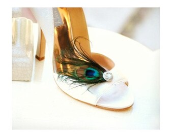 Sparkly Iridescent Peacock Shoe Clips. Plume de Paon pour Chaussures. Feminine Couture, Emerald Teal Green Aqua Bleu, Elegant Bride Bridal