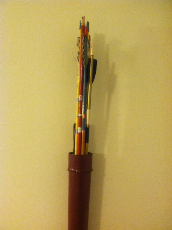 Vintage Leather Quiver & Arrows American by STONEHEARTSVINTAGE