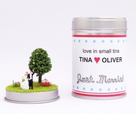 Personalized Wedding Tin  Just Married . Gift of money . made to order . custom work