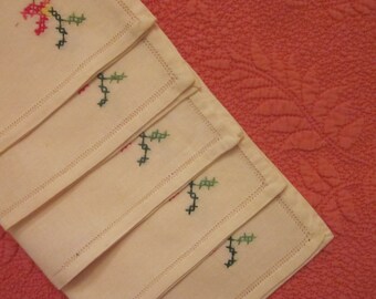 Six Vintage Luncheon Napkins - Cream Linen Blend - Cross Stitch Napkins