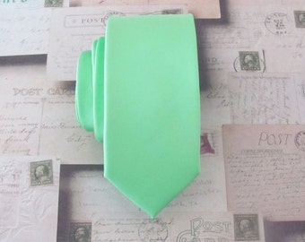 Mens Tie. Mint Green Spearmint Skinny Necktie With Matching Pocket Square Option