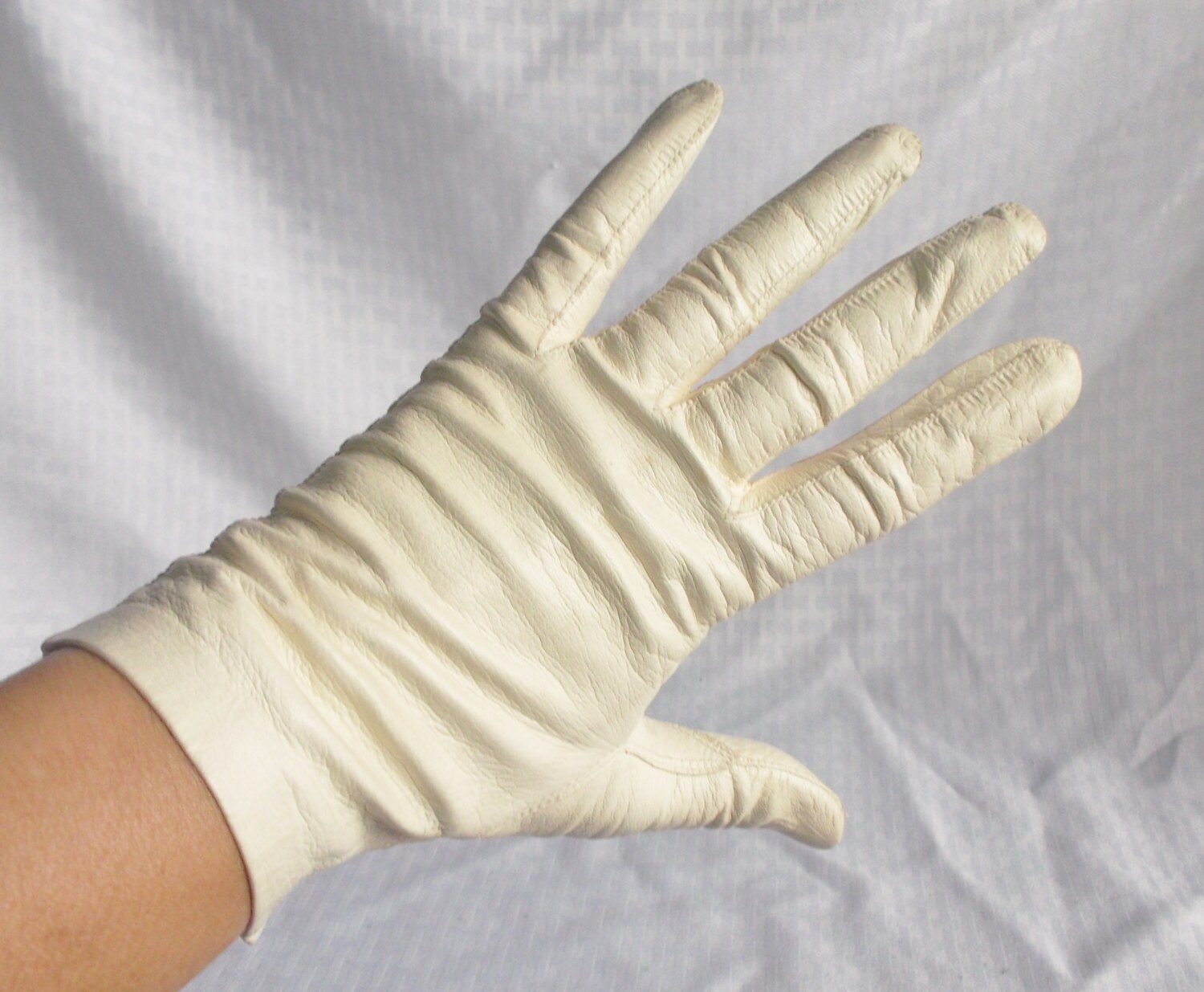 50's 60's Vintage White Kid Gloves by Guibert Freres