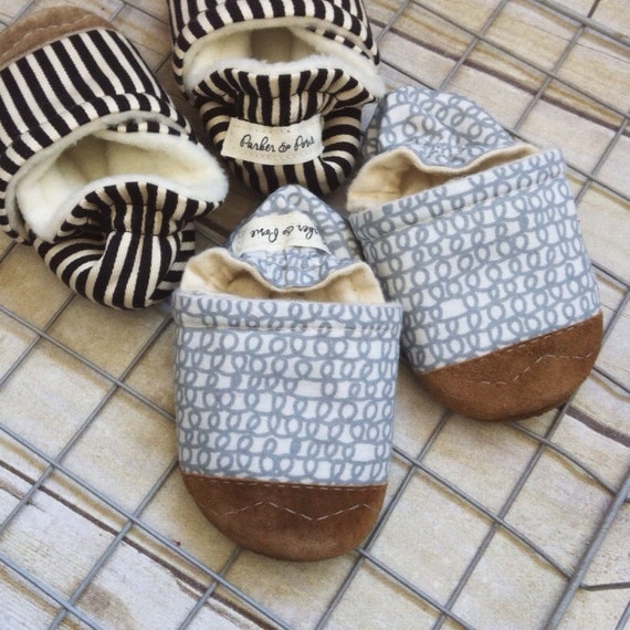 Soft Soled Baby Shoes - Organic Grey Scribbles