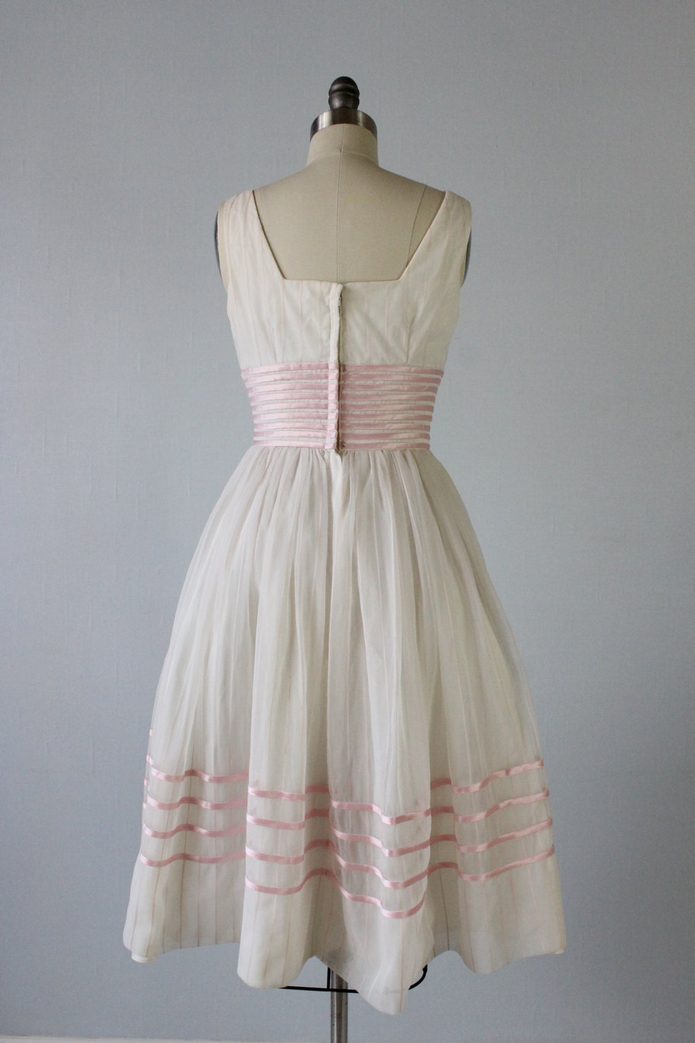 Vintage 1950s Dress / 50s Formal Dress / Party Dress / Pink