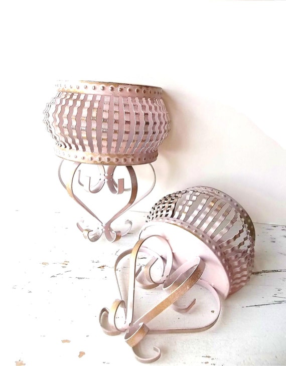 Pink French Chic. Shabby Cottage Wall Decor. by 3vintagehearts