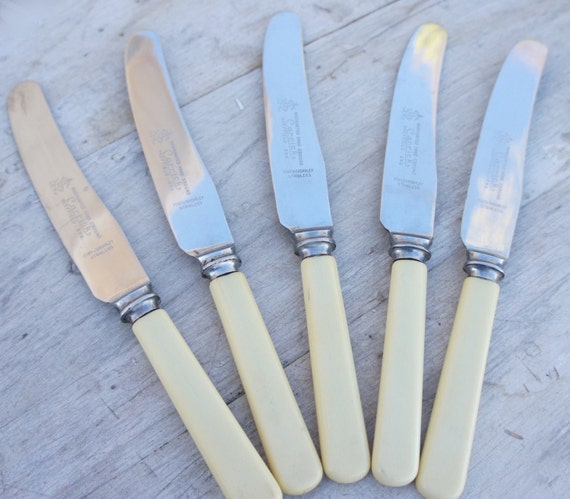 Vintage Carrick Sheffield England Butter Knives