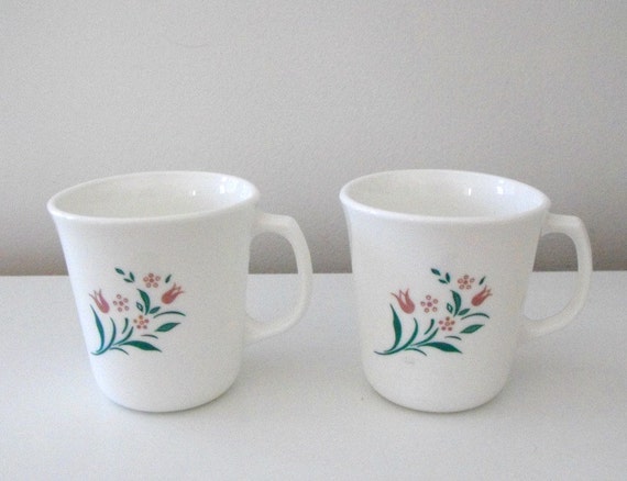 Items similar to Vintage 2 Corning Coffee Mugs, Rosemarie Pattern, USA ...