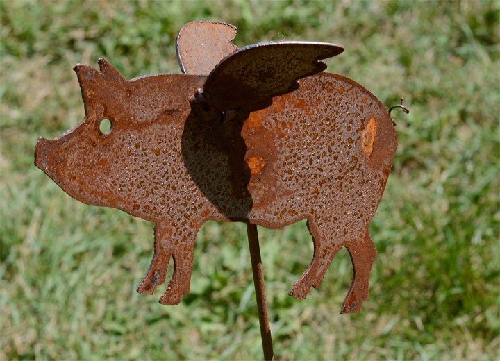 Flying Pig Garden Yard Art