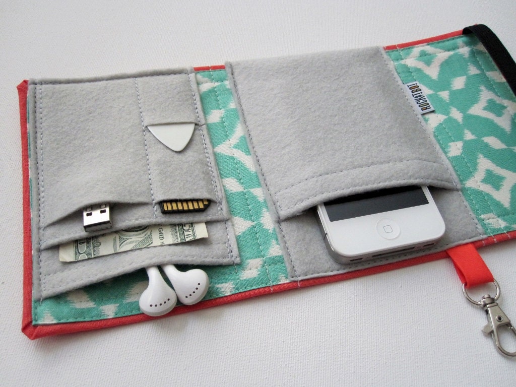 Nerd Herder gadget wallet in Ikat for iPhone 5 Android