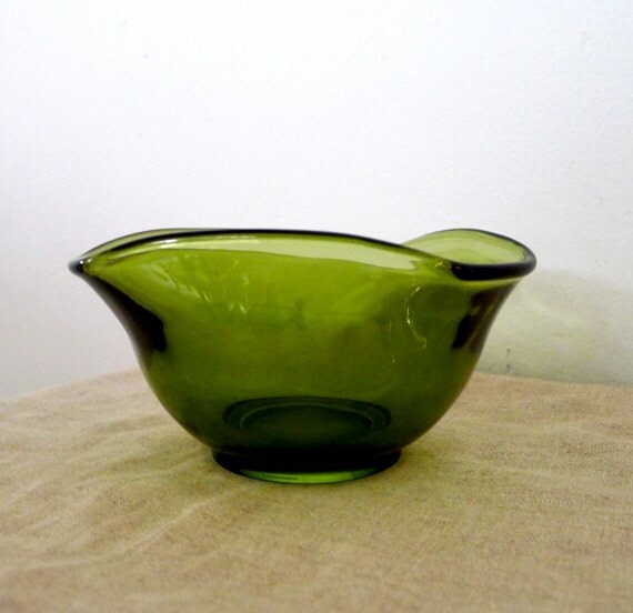 vintage green glass fluted bowl decorative by nestingplacemarket