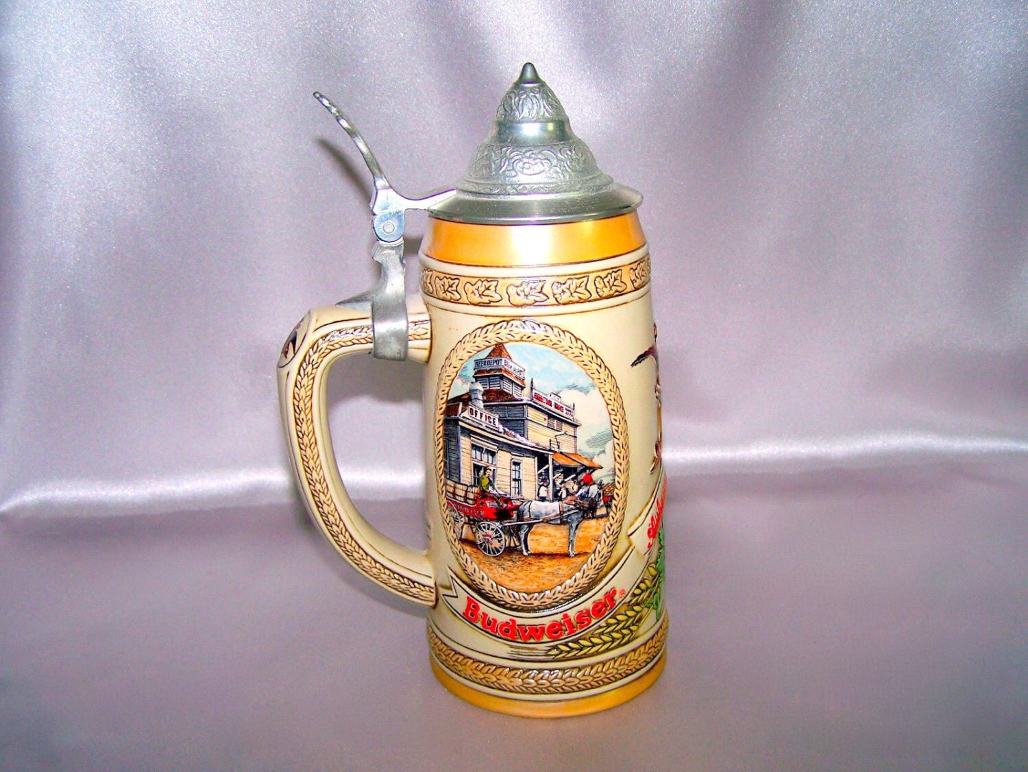 Budweiser G Series Lid Early Transportation Embossed Beer