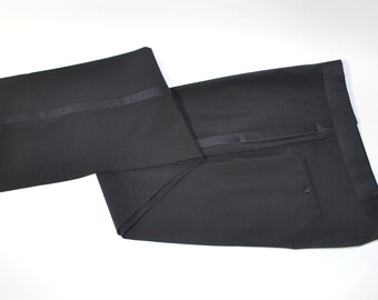 vintage 1960's Men's Tuxedo jacket. Sack cut. Black by StyleStash