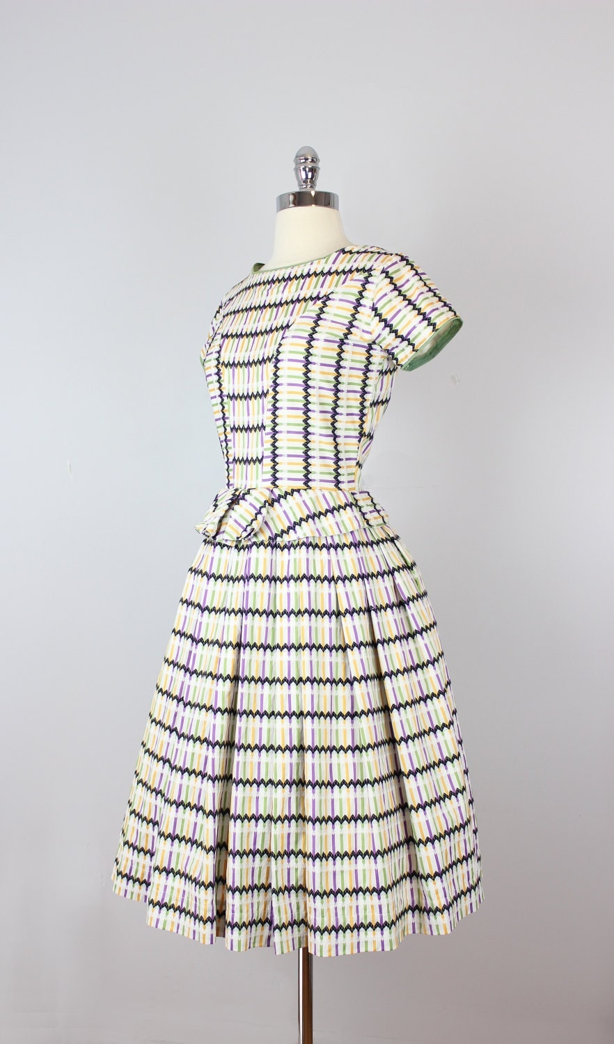 vintage 50s dress / 1950s striped cotton dress / rik rak embroidered dress / peplum full skirt dress