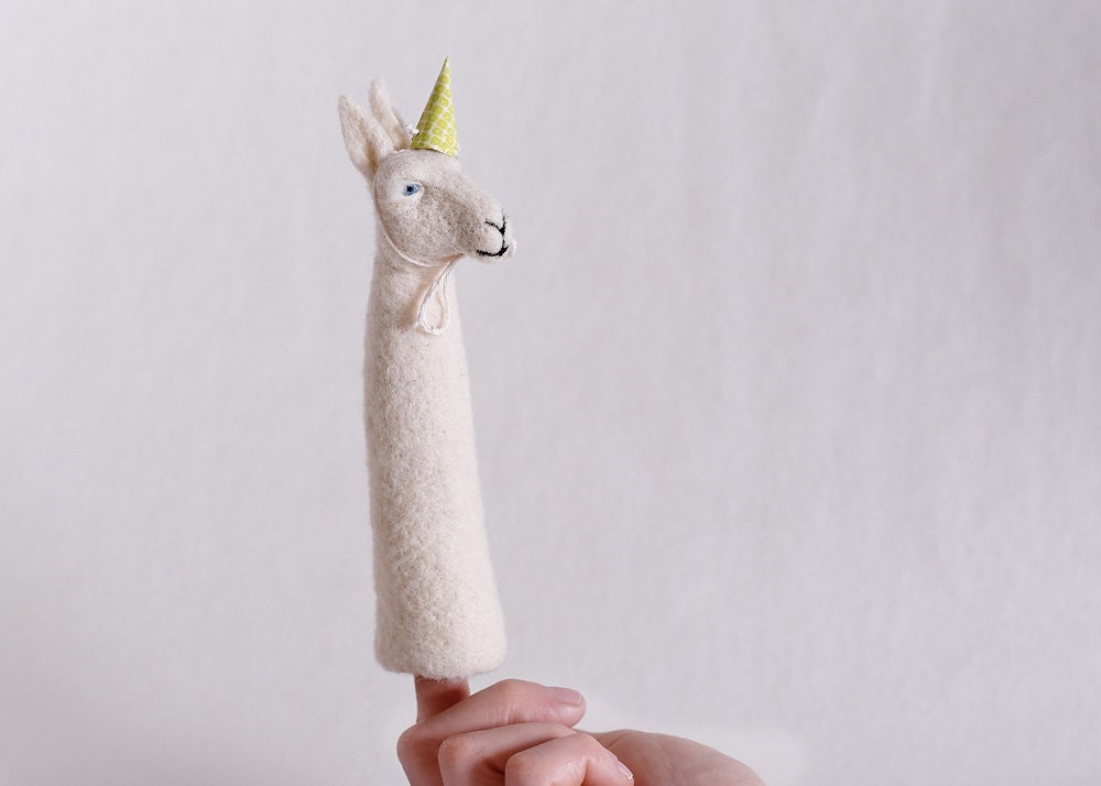 Needle Felted Llama // Llama Finger Puppet // Felted by PetitFelts