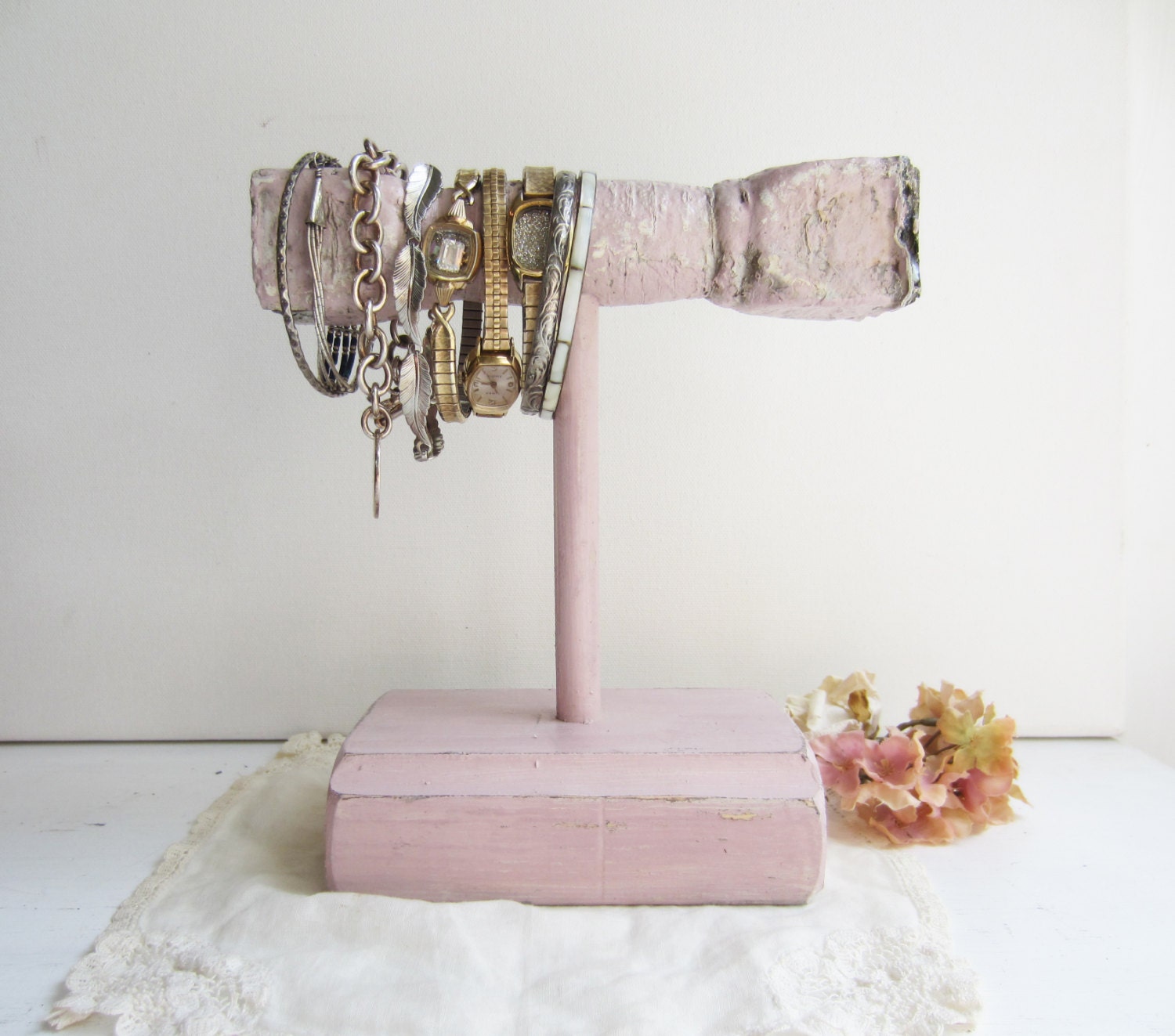 pink bracelet holder