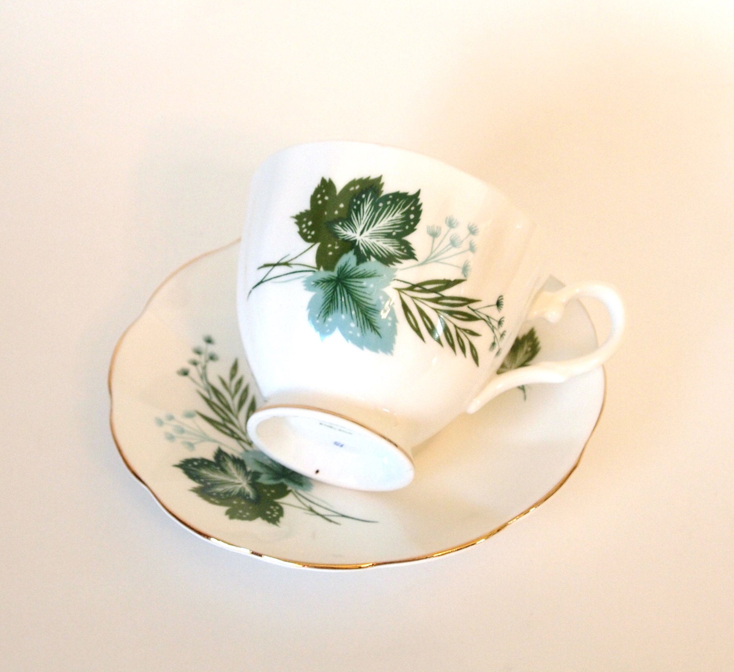 Vintage Elizabethan Fine Bone English China by HouseofLucien