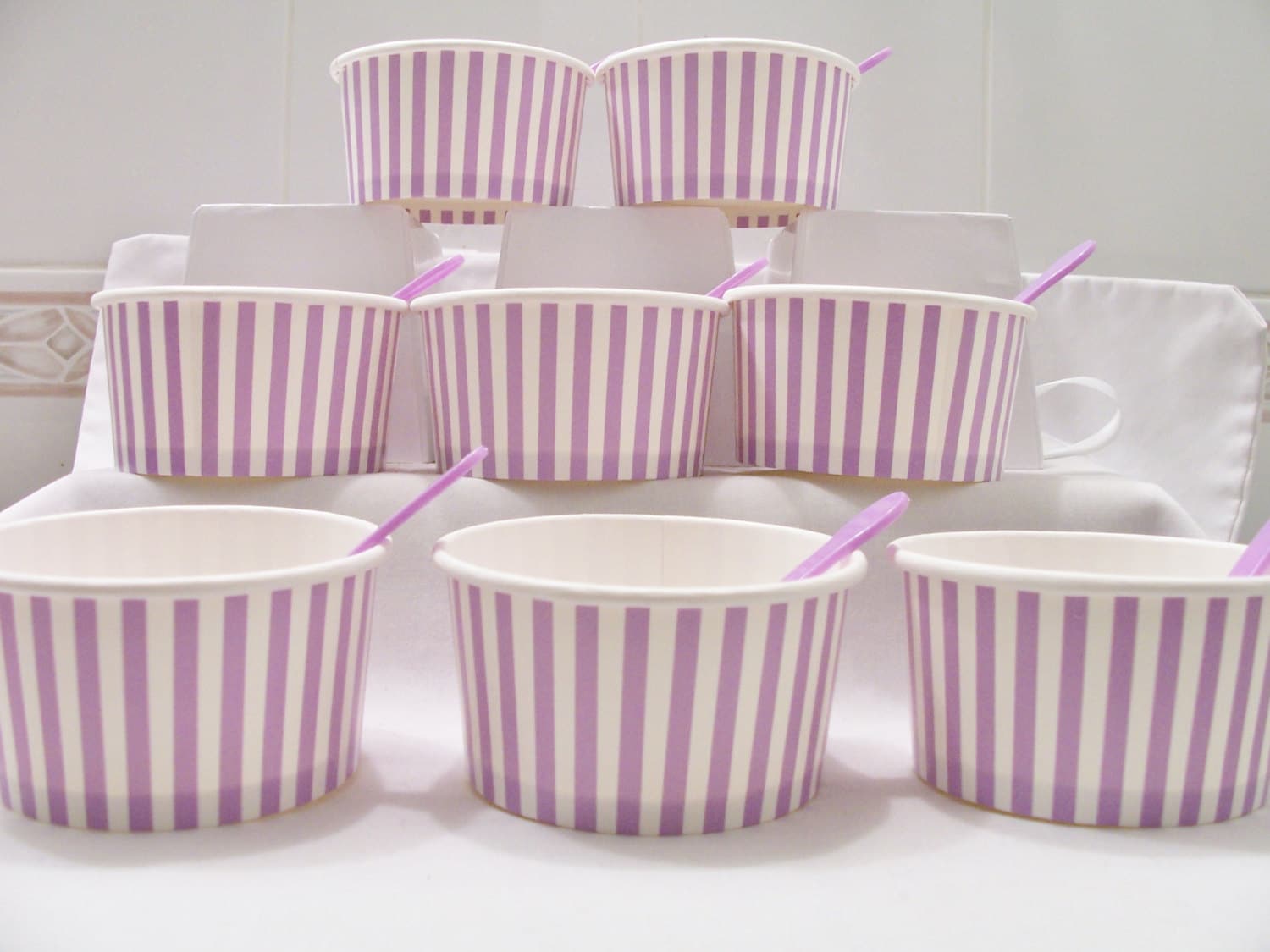 8 Purple striped paper cups icecream cups party favour