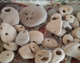 Hag stone , Witch Stone , Holey Stones, Voodoo, Hoodoo, Conjure, Charm, Mojo, Talisman, Pagan
