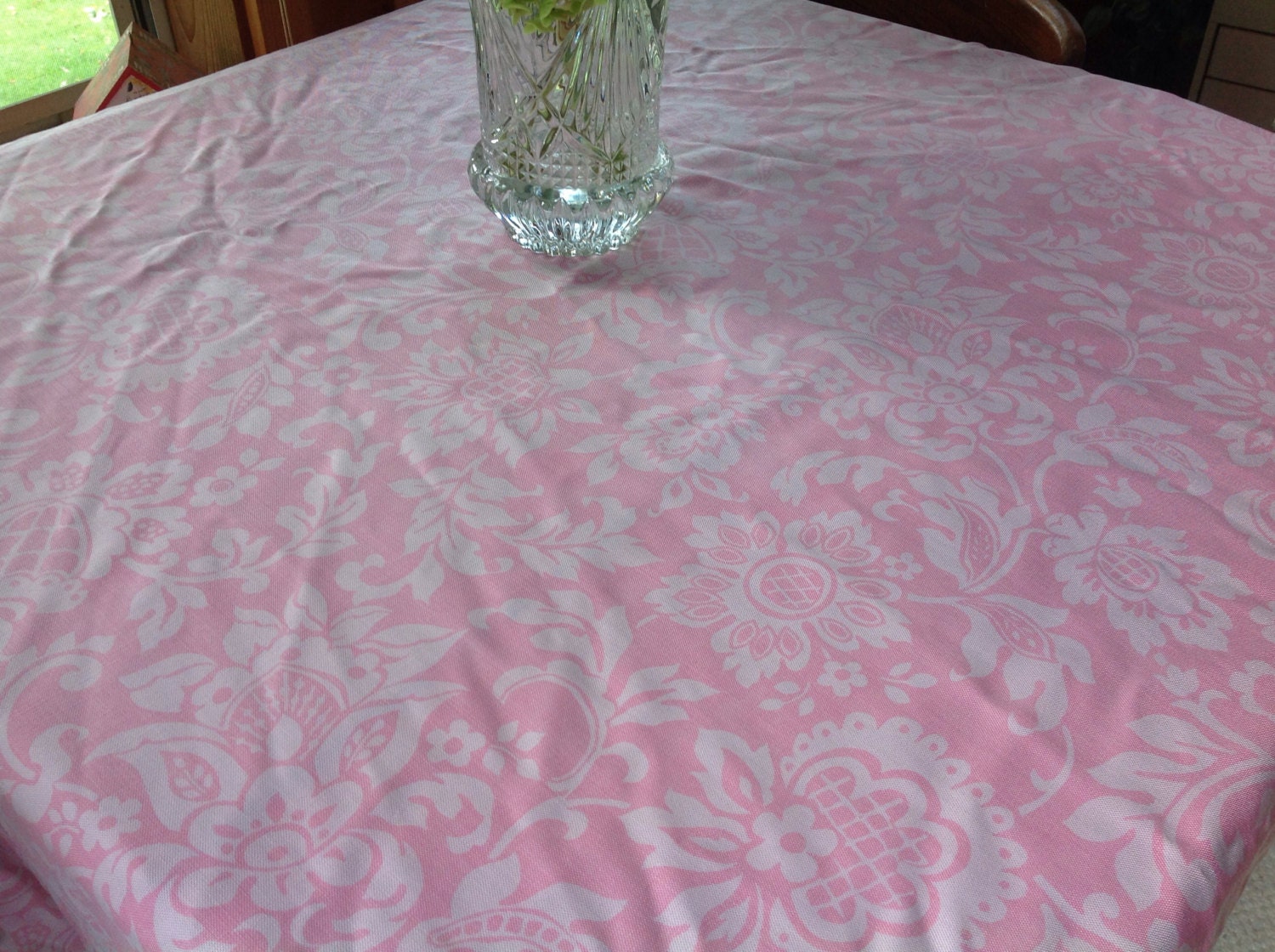 Vintage Pink and White Tablecloth Vintage Floral Pink and White Table