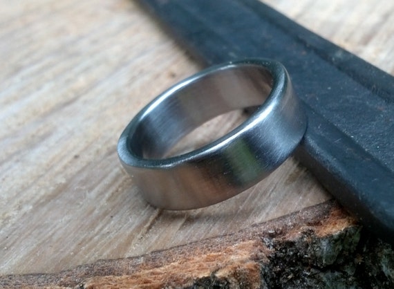 Wedding Rings Pictures: gunmetal wedding rings
