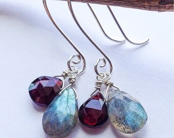 Labradorite garnet and sterling silver earrings, labradorite earrings, garnet earrings, gemstone earrings, gemstone jewelry, silver earrings