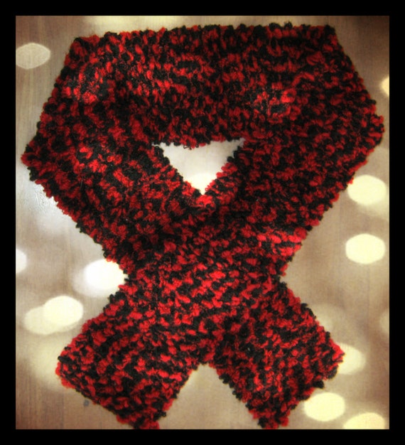 Handmade Warm Scarf in Black and Red by IreneDesign2011